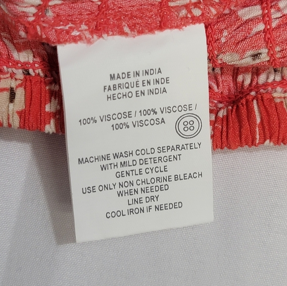 O'Neill Lorna Short Sleeve Floral Smocked Crop Top Size Medium - Picture 7 of 12